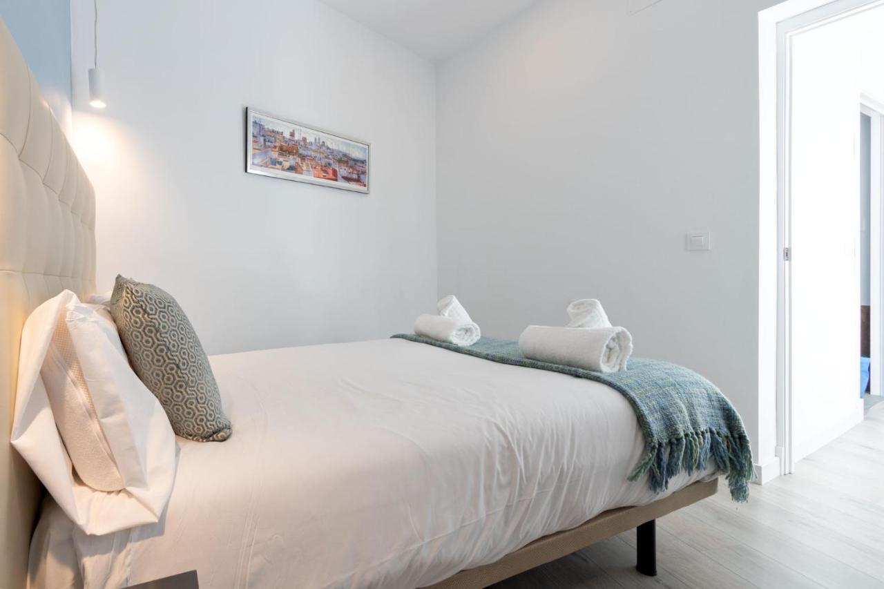 Nine O Clock San Luis Skyview Apartment Sevilla Exterior foto