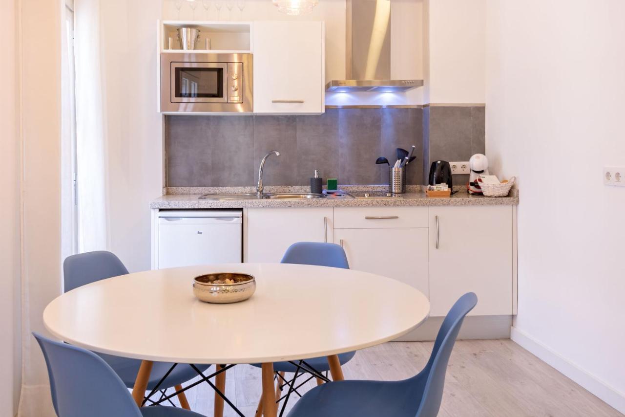 Nine O Clock San Luis Skyview Apartment Sevilla Exterior foto