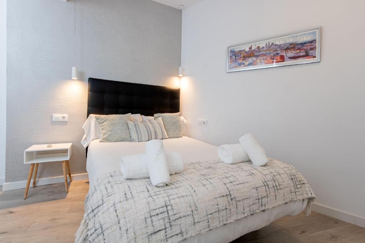 Nine O Clock San Luis Skyview Apartment Sevilla Exterior foto